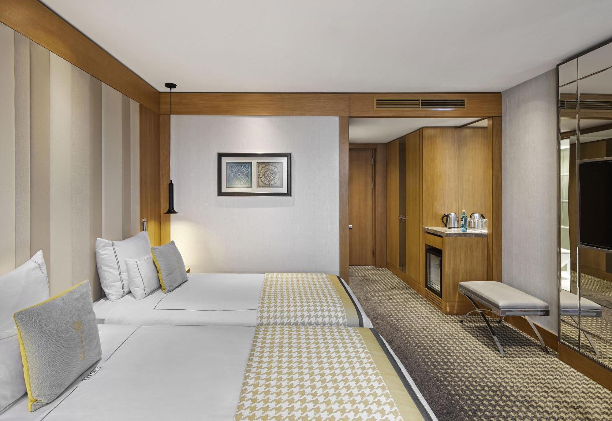 Hotel Titanic Chaussee