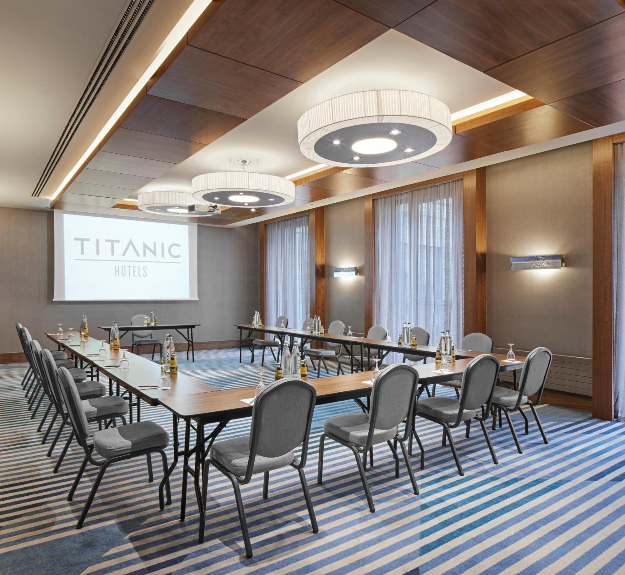 Hotel Titanic Chaussee