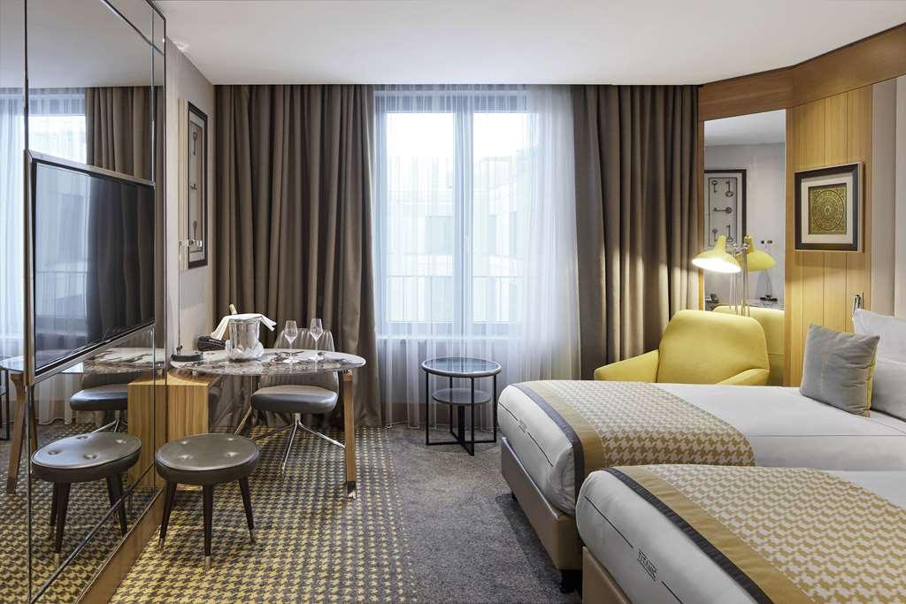 Titanic Chaussee Hotel